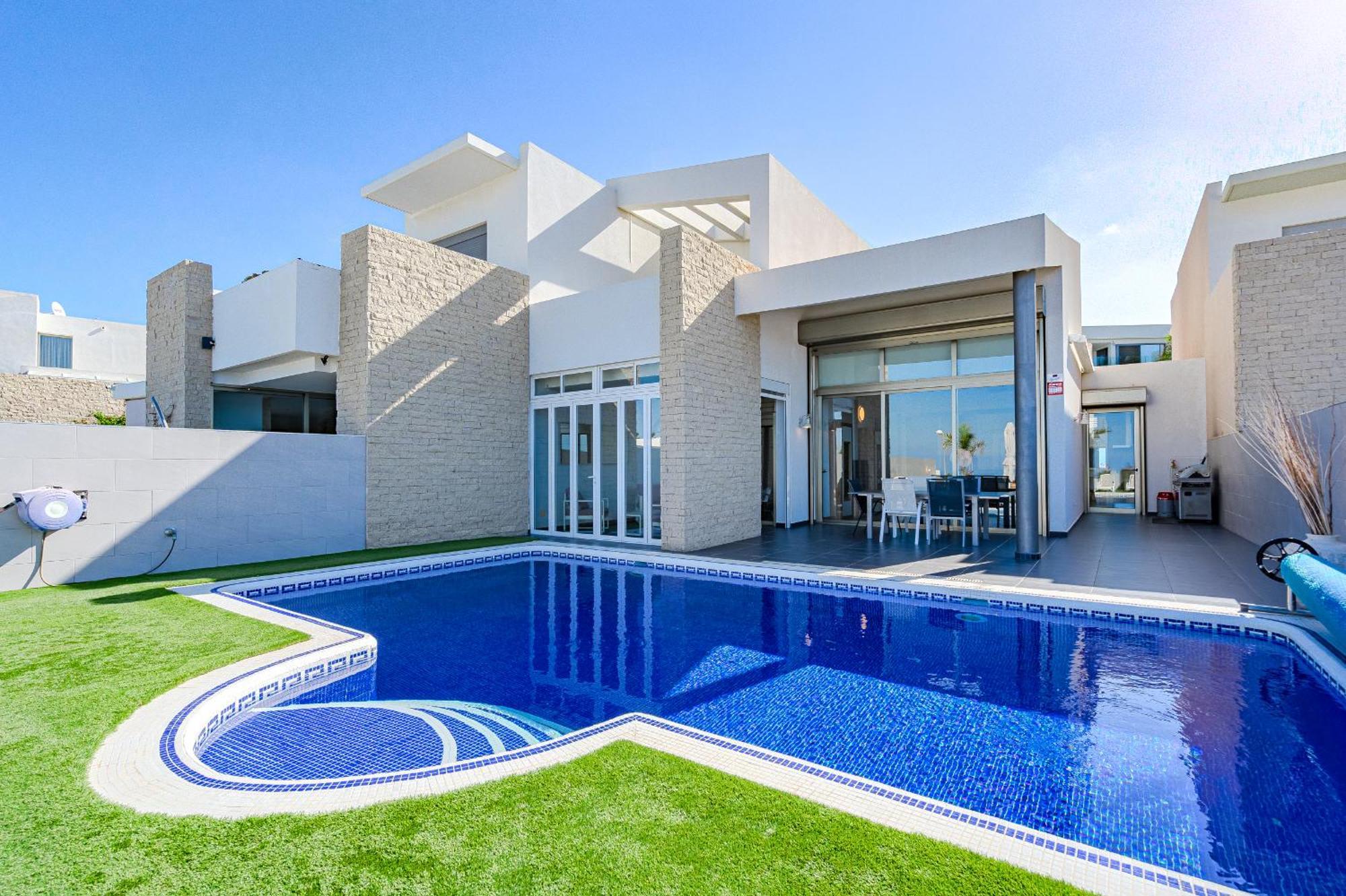 Villa Elisabetta, Luxury Villa With Heated Pool Ocean View In Adeje, Tenerife Costa Adeje  ภายนอก รูปภาพ