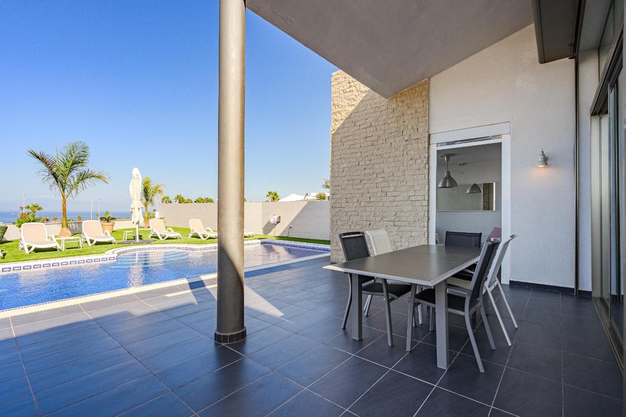 Villa Elisabetta, Luxury Villa With Heated Pool Ocean View In Adeje, Tenerife Costa Adeje  ภายนอก รูปภาพ